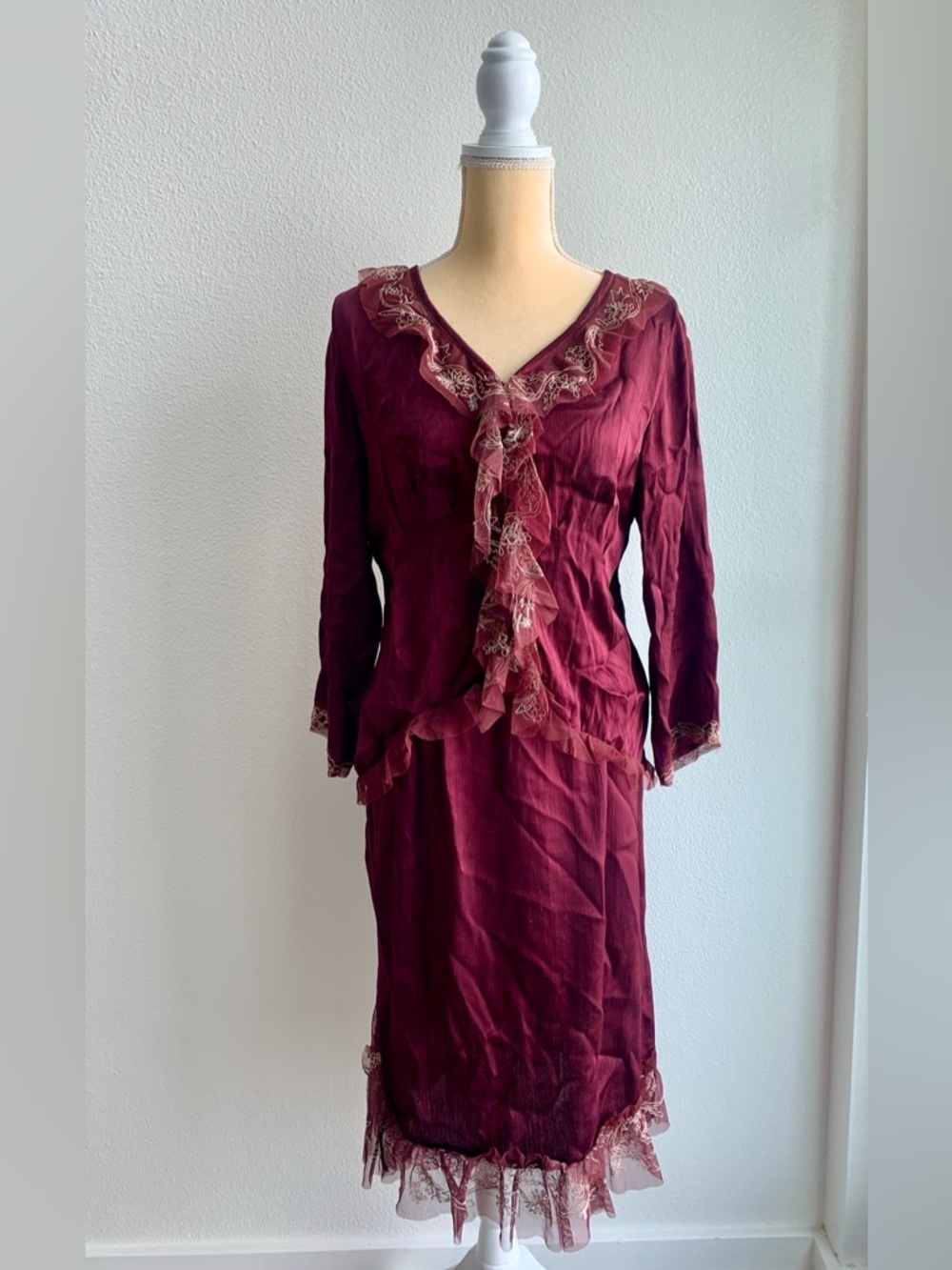 Nataya Vintage Burgundy Two-Piece Blouse Skirt Set with Embroidered Lace Trim